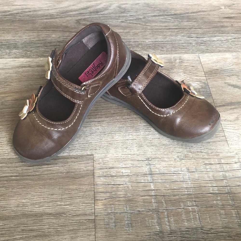 Brown dress shoes